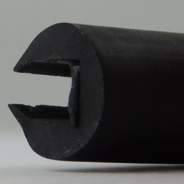 Rubber-Edge-Trim-C1005-profile